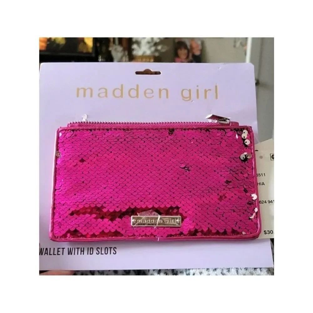 NWT Madden Girl READ Reversible Flip Sequin Wallet W/ ID & Card Slots Fuchsia